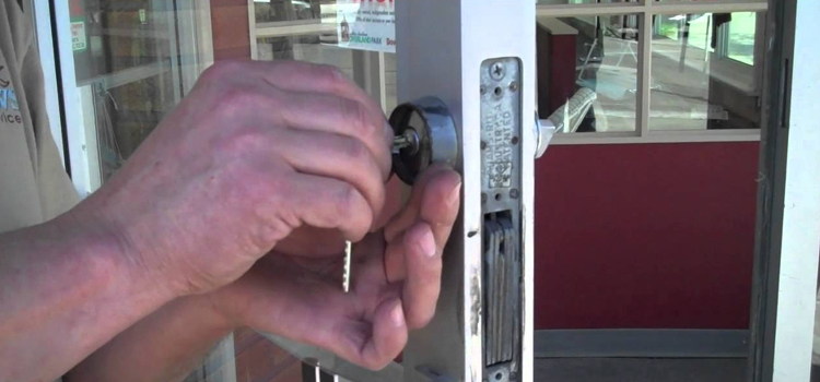 commercial door lock repair Arvin